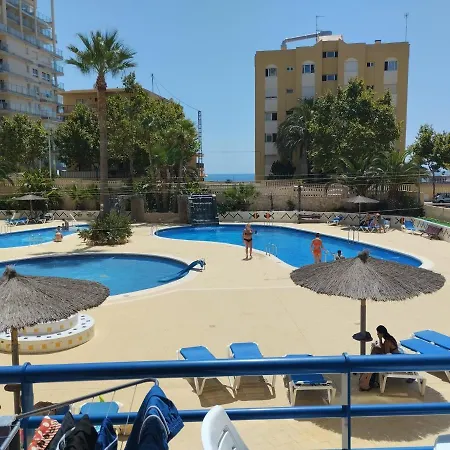 Apartment Oasis: Equipped With Terrace, Pools & Free Amenities