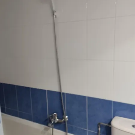 1 à 4 Personnes Espagne - Garage Et Wifi Gratuits