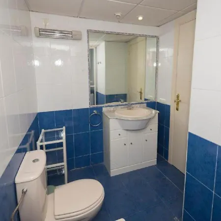 Oasis: Equipped With Terrace, Pools & Free Amenities * Calpe