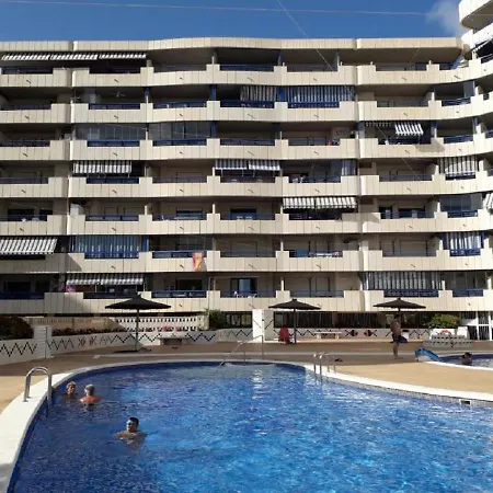 Oasis: Equipped With Terrace, Pools & Free Amenities Apartment Calpe