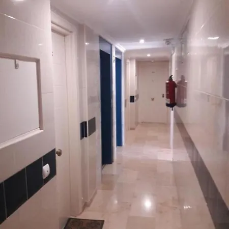 Oasis: Equipped With Terrace, Pools & Free Amenities Apartment