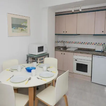 Oasis: Equipped With Terrace, Pools & Free Amenities * Calpe