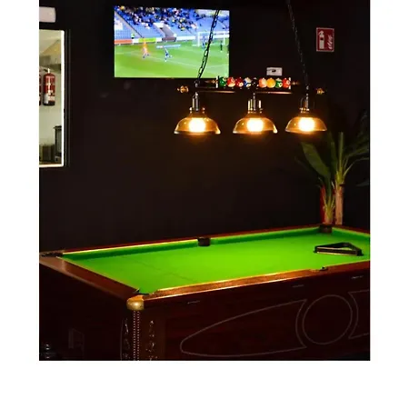 Apartment Oasis: Equipped With Terrace, Pools & Free Amenities